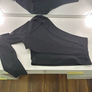 Black One-Shoulder Crop Top